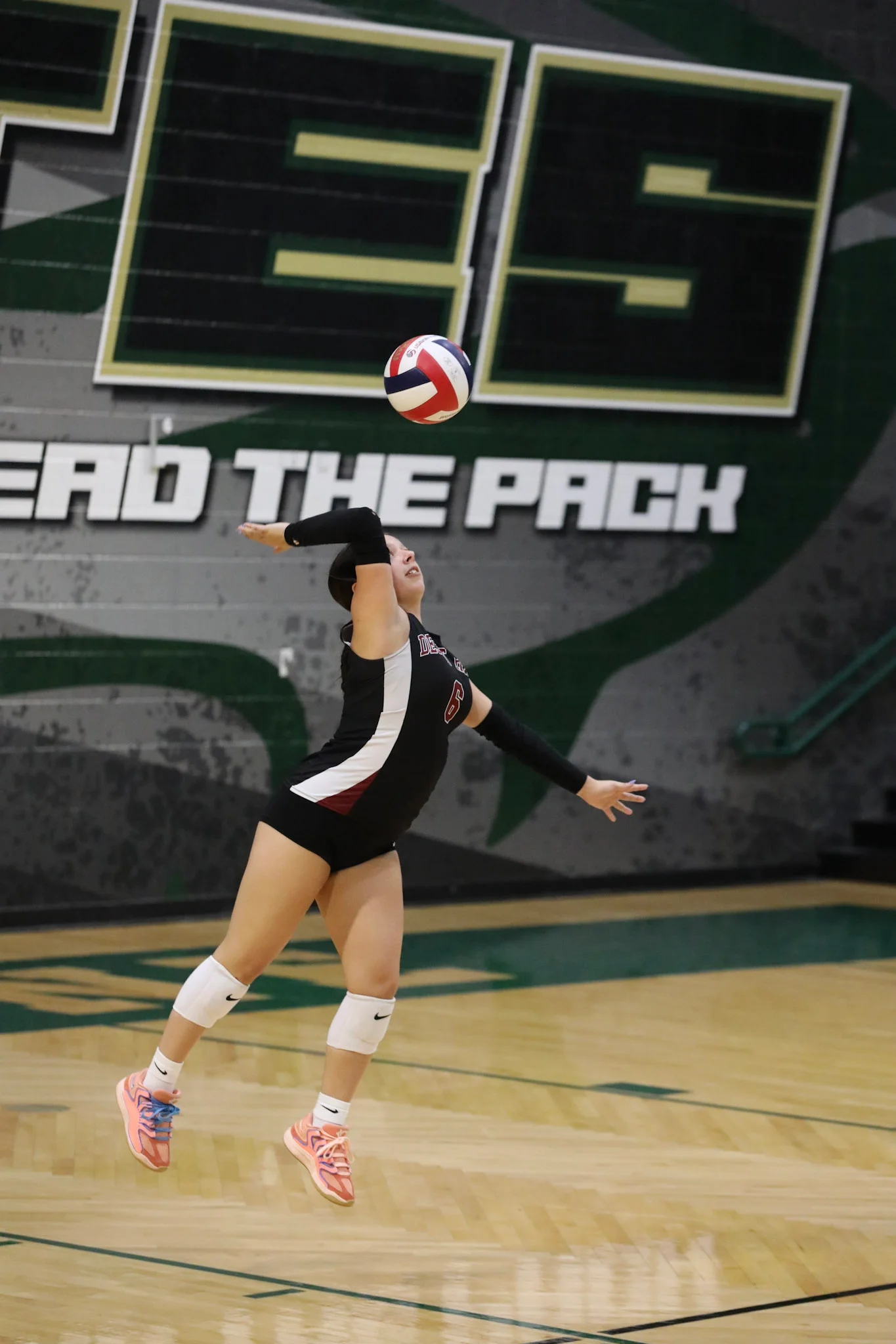 Serving the ball to Skyline